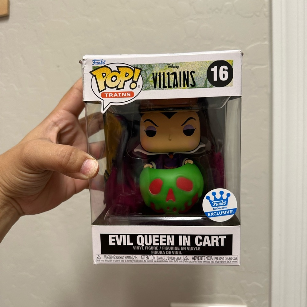 Funko Pop #16 evil queen